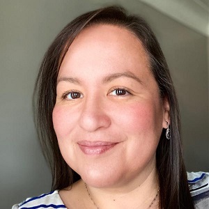 Vanessa Henery headshot