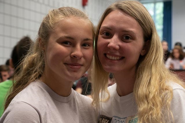 2 smiling female Mohawk College students