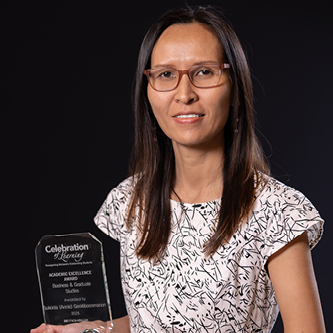 Portrait of Sukonta (Annie) Geratiboonmanon