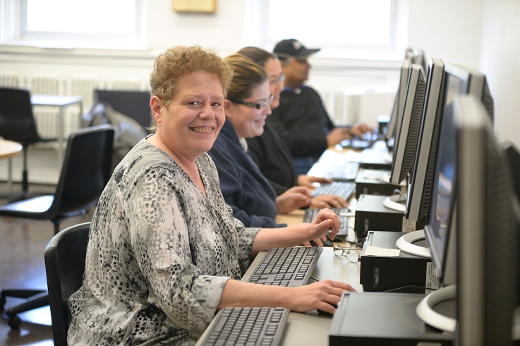 a women using a computer