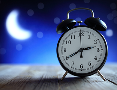 Alarm clock setting at night