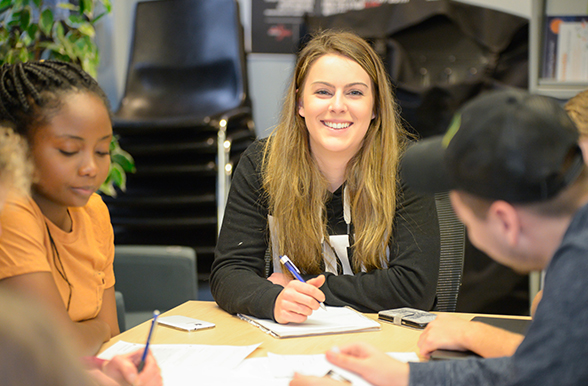 Student Communication in Community Support Course