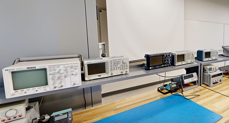Electronics Lab at Mohawk College Airport Campus