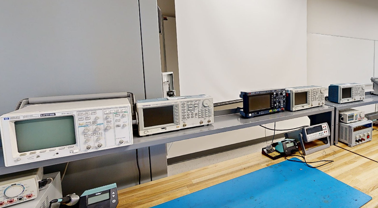 Electronics Lab at Mohawk College Airport Campus