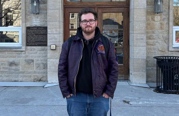 Frankie standing in front of Queen's Engineering building.