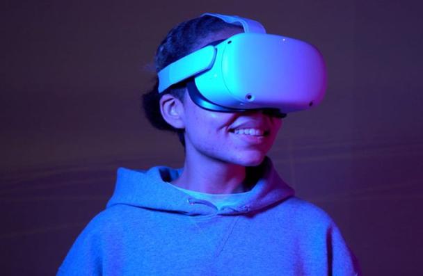 Student wearing a VR headset
