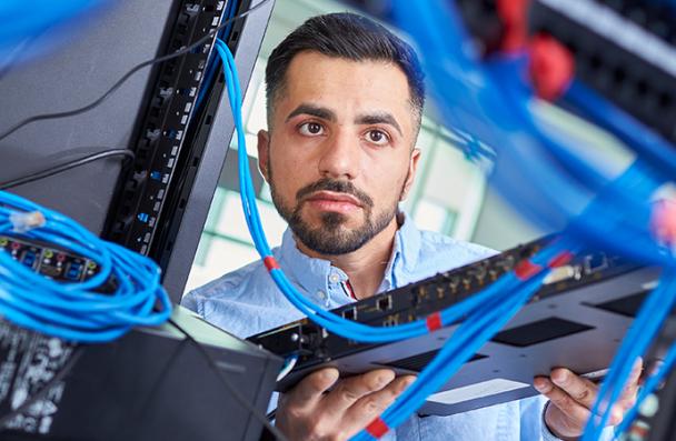 Darius working with network systems