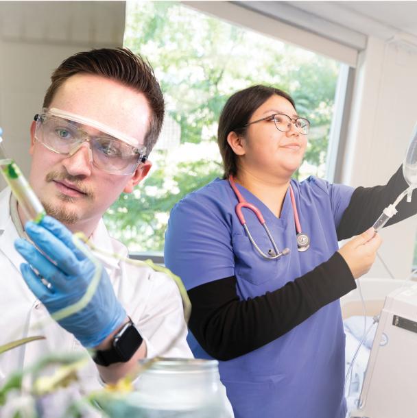 Liam and Brooke in labs at Mohawk College