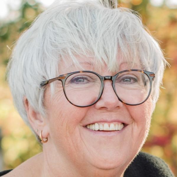 Anne Cahill portrait.