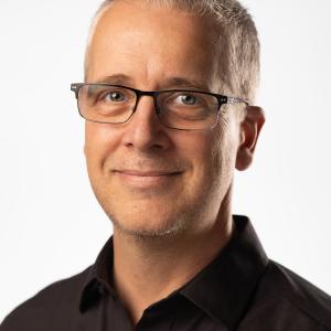 Headshot of Ken Dyment