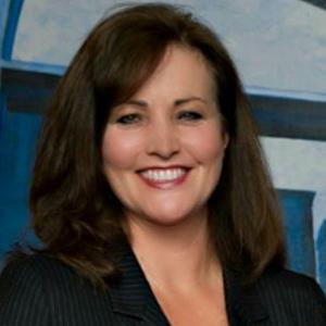 Headshot photo of Laurie Porthouse