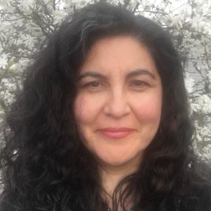 Headshot of Karina Arias