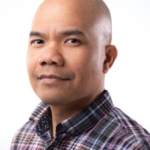 Headshot of Ron Panaligan